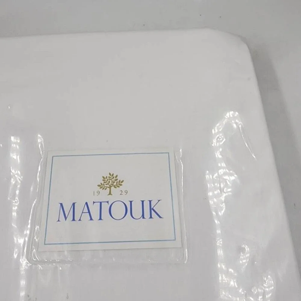 Matouk Linen Roman Fitted Sheet Unisex California King White